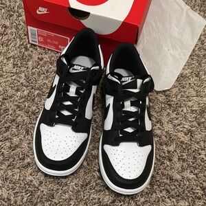 Nike Black and White Sneakers